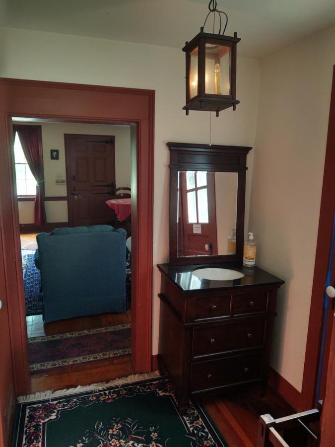 1805 House Bed & Breakfast Hollowville 외부 사진